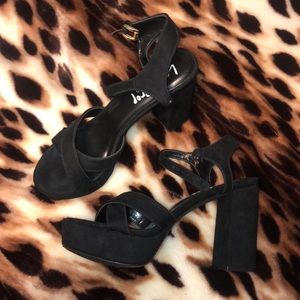 Women’s size 11 strappy platform heels BRAND NEW